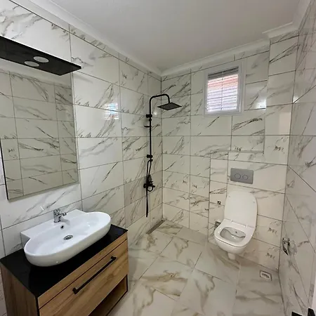 Oeztuerk Vip *
