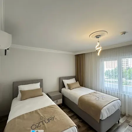 Oeztuerk Vip Апартаменты *